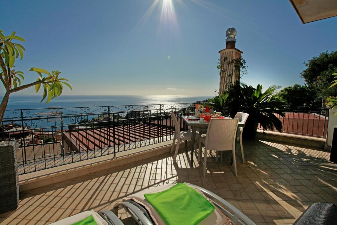 Casa Cloe Appartement Taormina Buitenkant foto