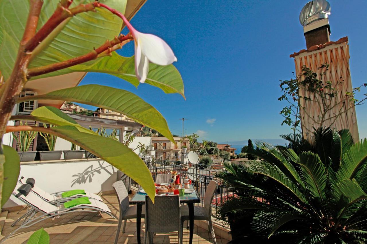Casa Cloe Appartement Taormina Buitenkant foto