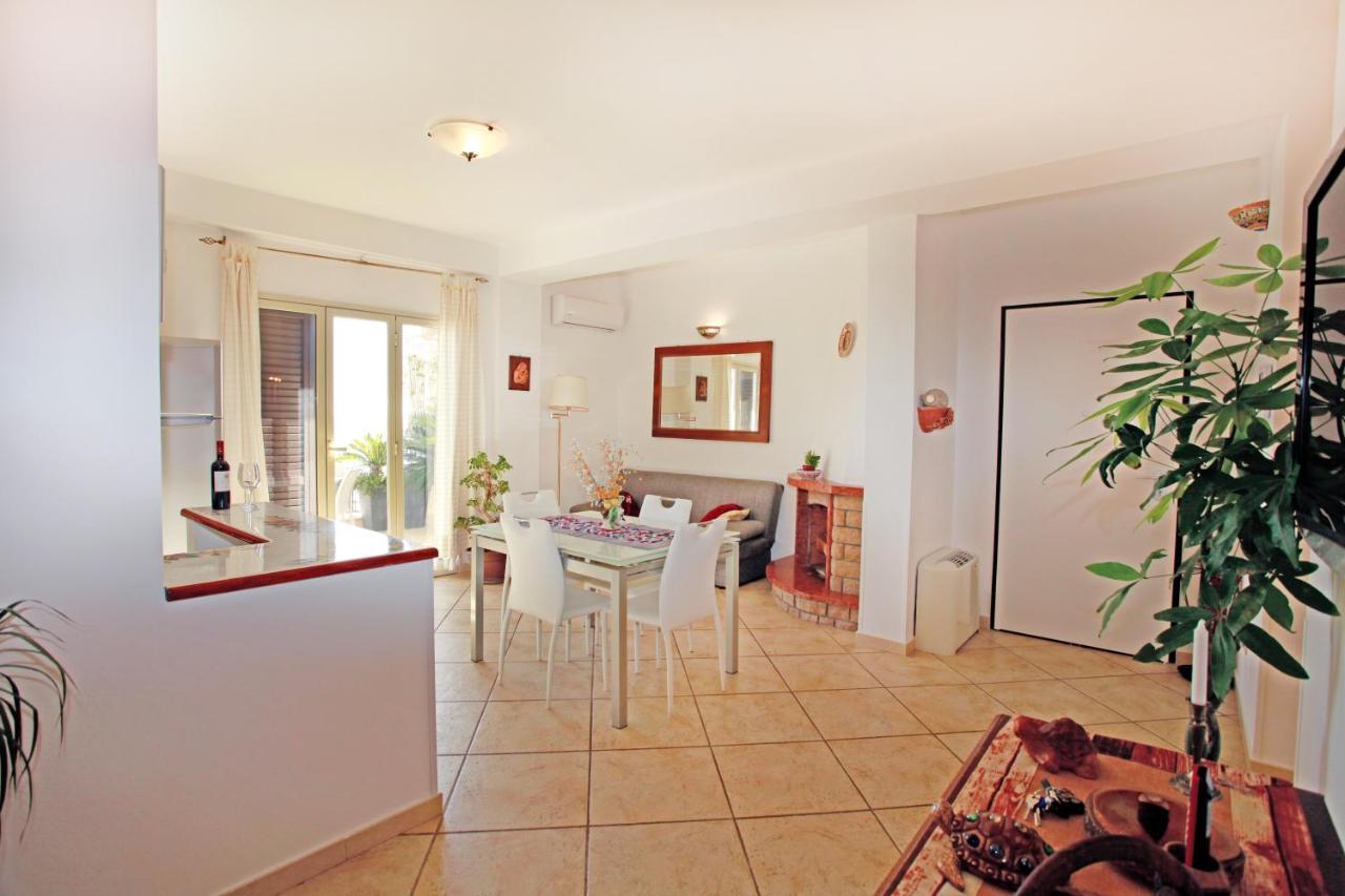 Casa Cloe Appartement Taormina Buitenkant foto
