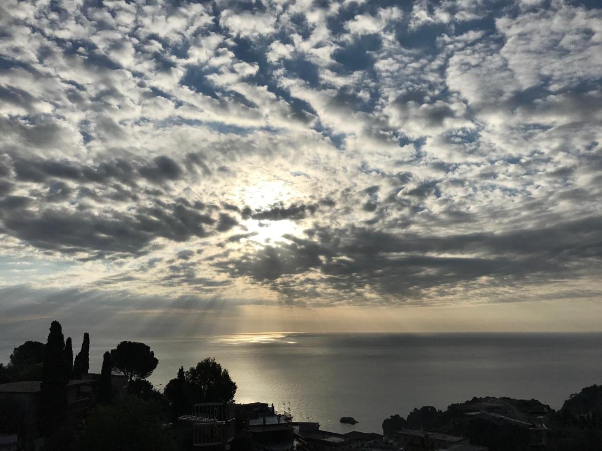 Casa Cloe Appartement Taormina Buitenkant foto