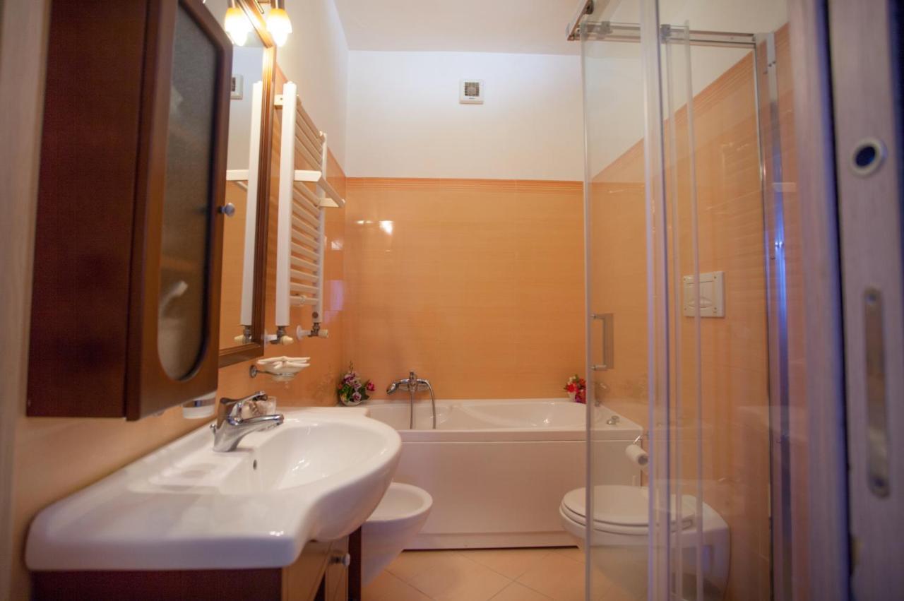 Casa Cloe Appartement Taormina Buitenkant foto